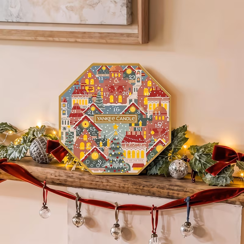 yankeeyankee candle advent calendar 2024 christmas 24 tea lights light holder the holidays